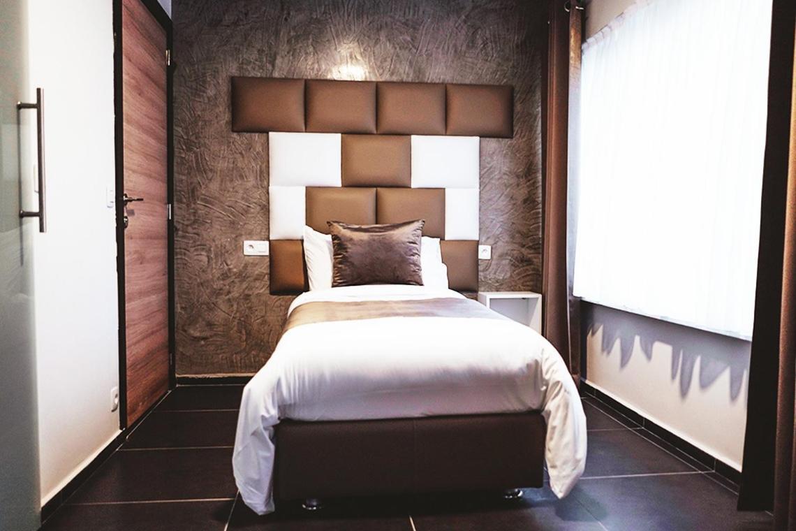Hotel Onyx Expo Jette Kamer foto